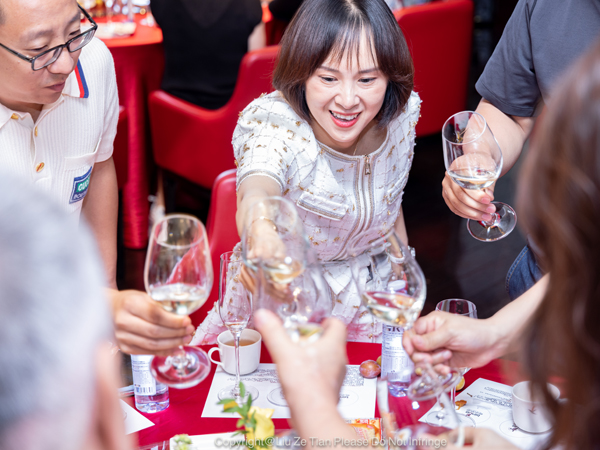 彼诺酒窖十周年店庆及加拿大酒庄新酒品鉴